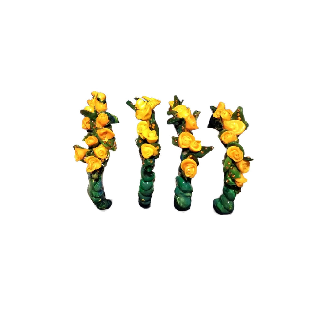 Set of 4 Yellow Tea Rose Napkin Rings Made in the USA.