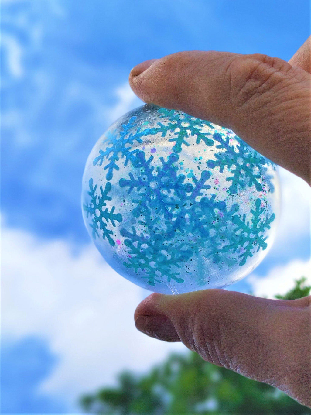Snowflake Winter Soap Set 6 Clear Vegan Glycerin Rounds, Iridescent, Unscented & Hypoallergenic