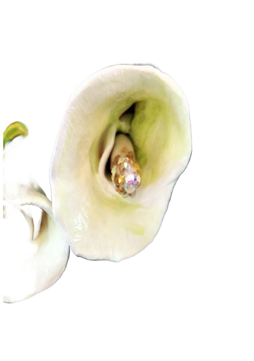 Set of 4 Handmade White Bell Lily Napkin Rings with Rhinestones