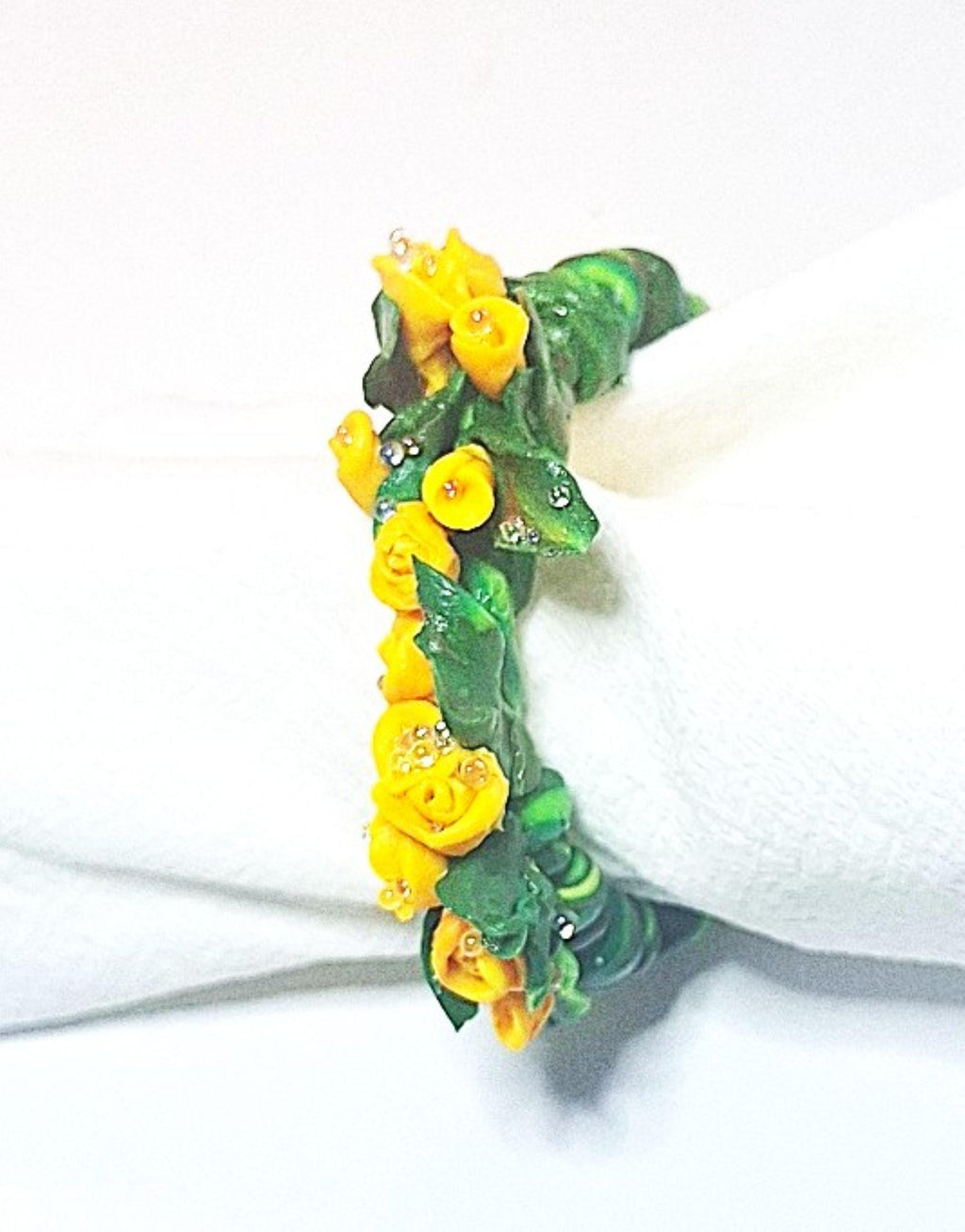 New Yellow Baby Tea Roses Napkin Rings Set of 4 Gift Boxed, Affordable, Made in the USA