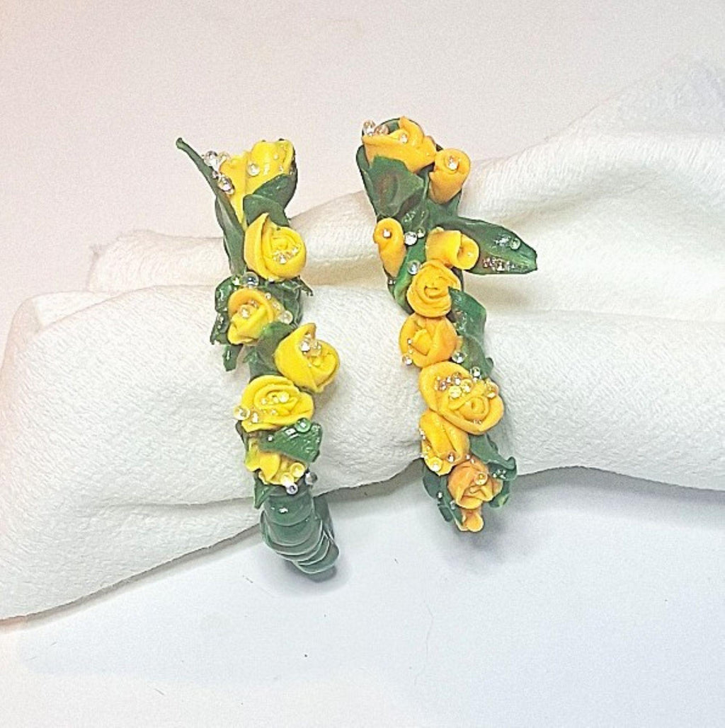 New Yellow Baby Tea Roses Napkin Rings Set of 4 Gift Boxed, Affordable, Made in the USA