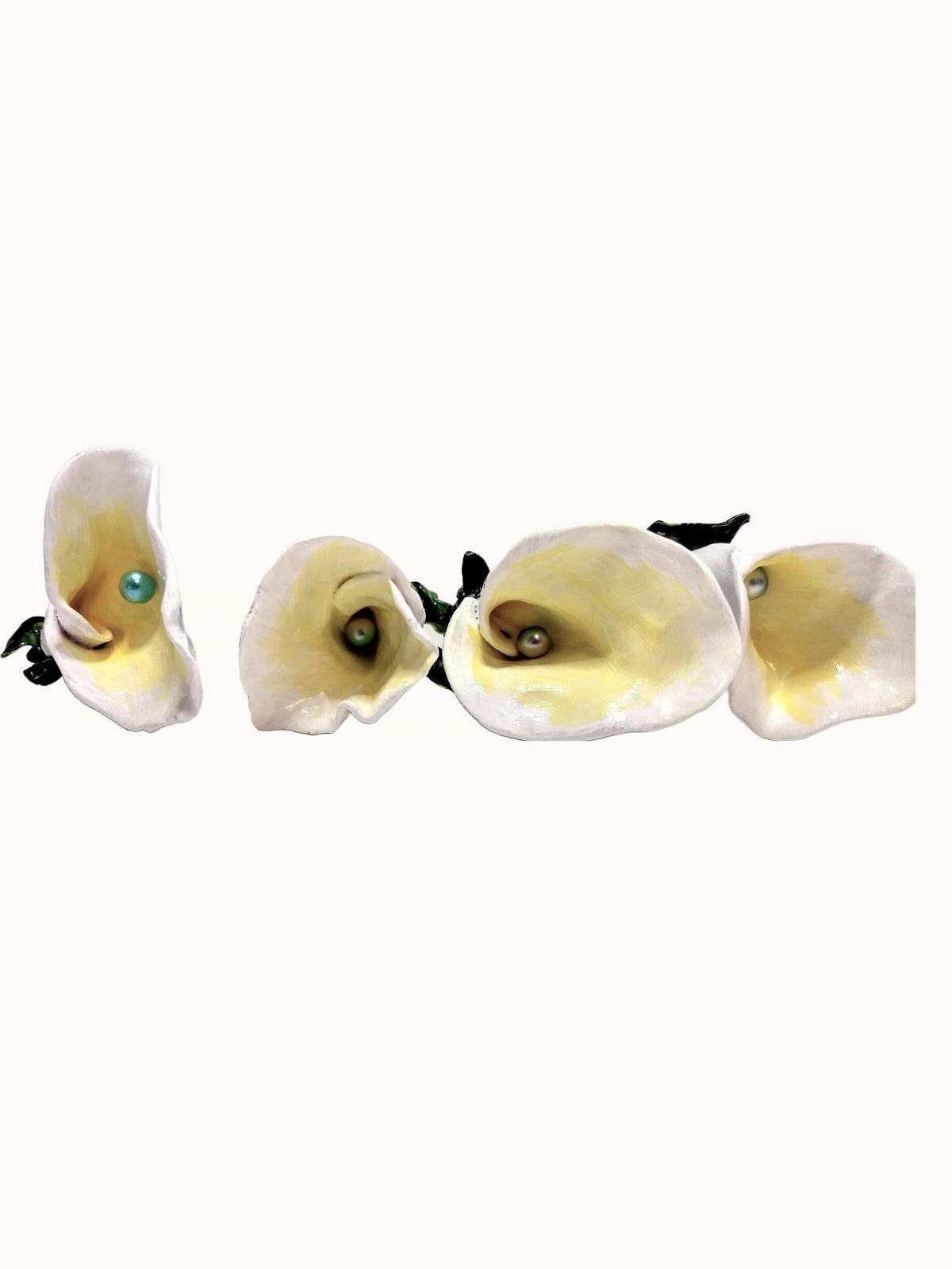 Calla Lily Set of 4 Yellow Center Napkin Rings