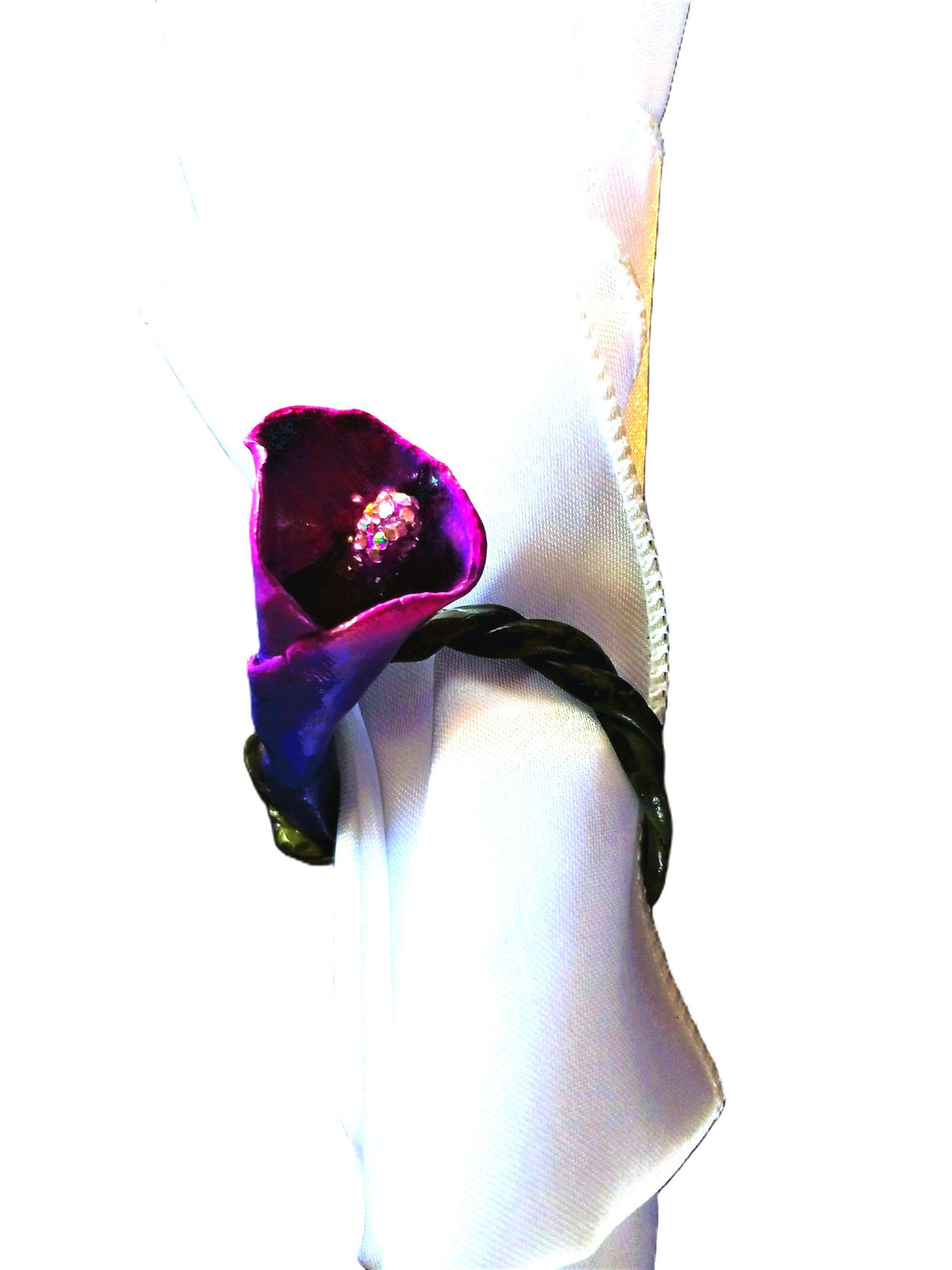 Set of 4 Handmade Purple Bell Lily Napkin Rings Made in the USA.